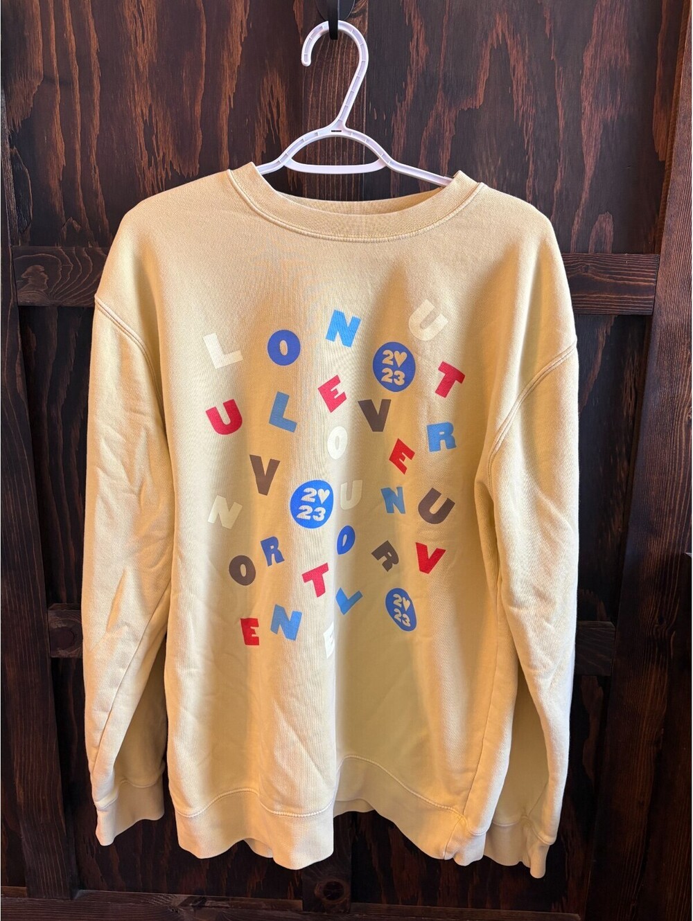 Harry Styles Sweatshirt Size XL Yellow Love On Tour 2023 Crew Neck Pullover